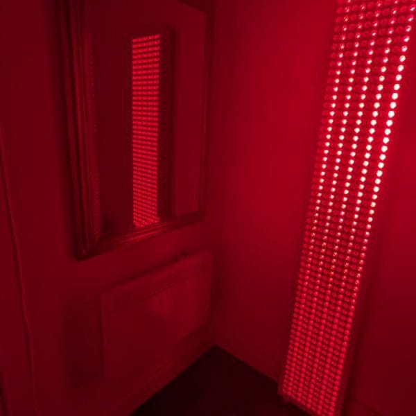 Red Light Targeted Face Panel at Lighten Up - Half Price 10 session package - Image 3